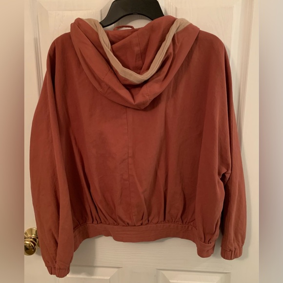 Jacket - Picture 2 of 3